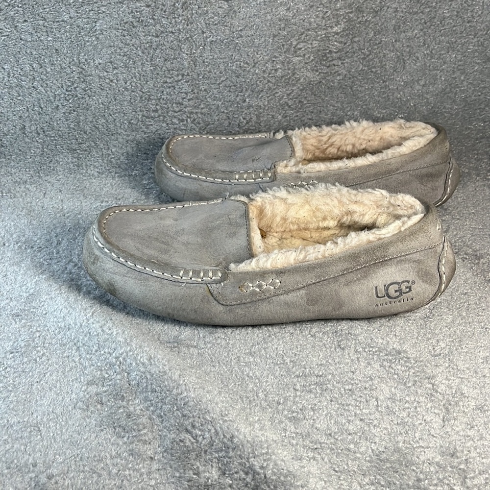 COPY - UGG womens “Ainsley” size 9